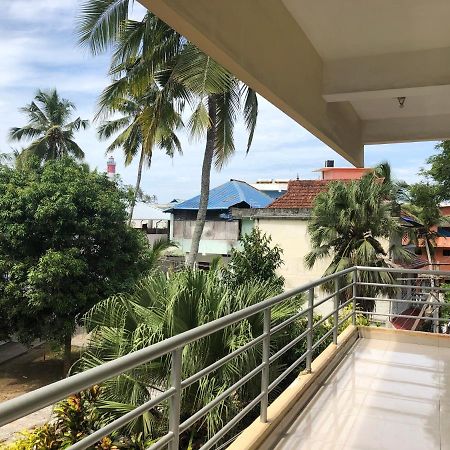 Sandy Beach Hotel Thiruvananthapuram Eksteriør billede
