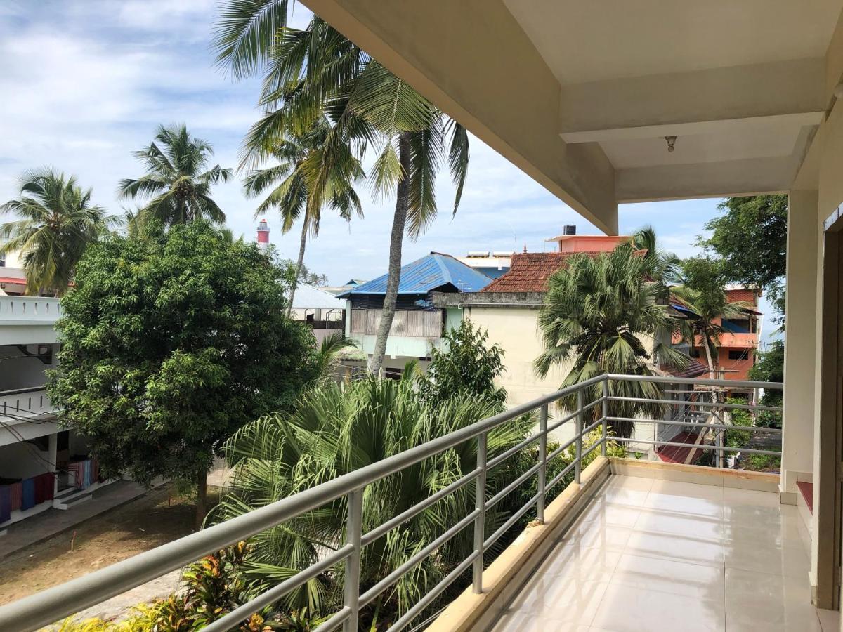Sandy Beach Hotel Thiruvananthapuram Eksteriør billede